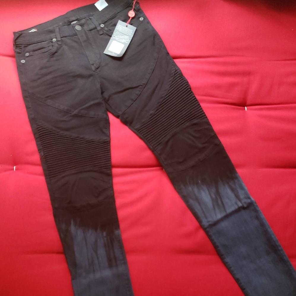 True Religion Jeans (New w/ tags attached) - Picture 6 of 7